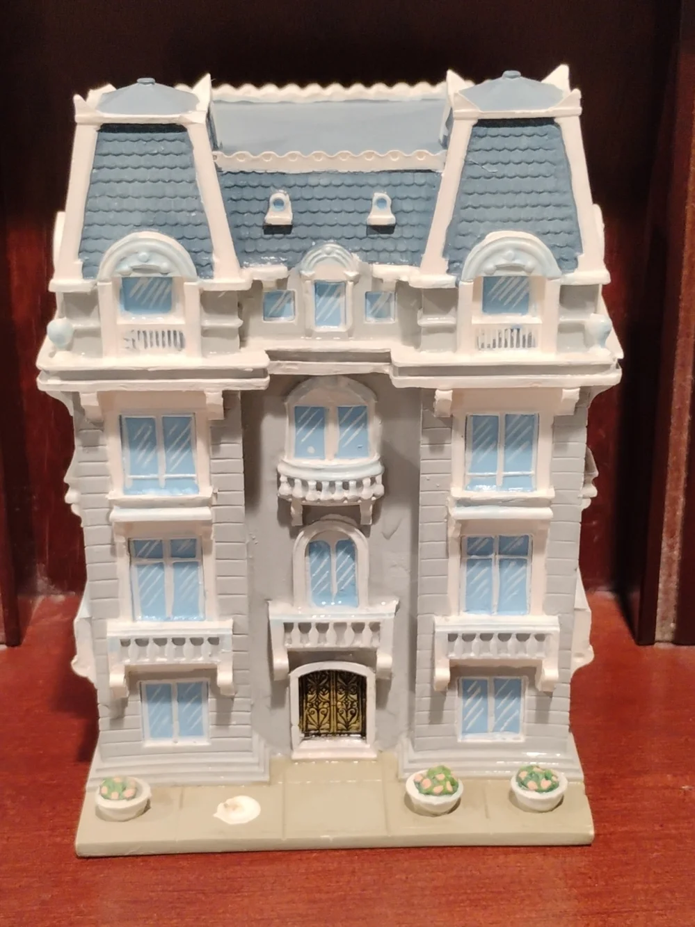 Franklin Mint 1988 Architectural Figurines And Display Shelf Collectibles
